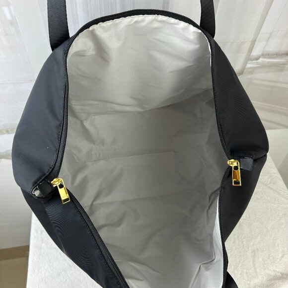 NEW TUMI CORPORATE COLLECTION Just In Case® Tote in black - Picture 8 of 8
